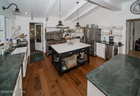 $2,750,000 | 645 Highway 17, San Mateo, FL 32187