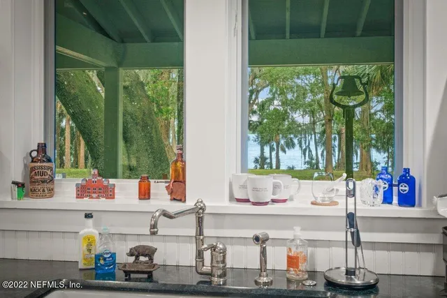 $2,750,000 | 645 Highway 17, San Mateo, FL 32187