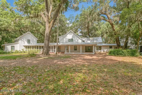 $2,750,000 | 645 Highway 17, San Mateo, FL 32187