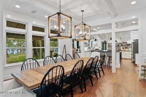 $2,750,000 | 645 Highway 17, San Mateo, FL 32187