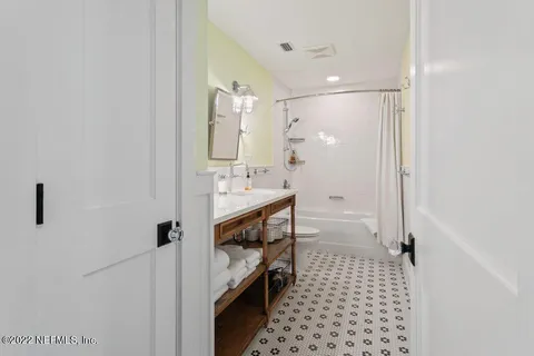 $2,750,000 | 645 Highway 17, San Mateo, FL 32187