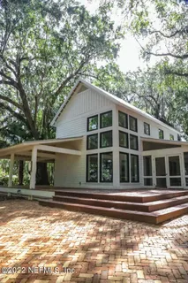 $2,750,000 | 645 Highway 17, San Mateo, FL 32187