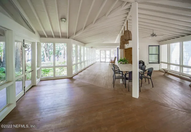 $2,750,000 | 645 Highway 17, San Mateo, FL 32187