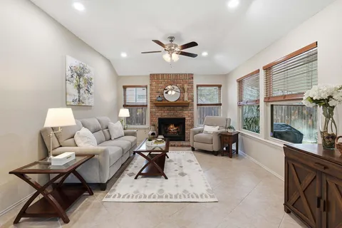 $600,000 | 8013 Doe Meadow Drive, Austin, TX 78749