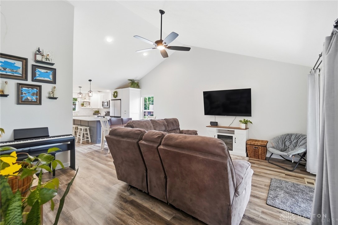 4239 Midfield Street Springfield, OH 45503 - Photo 22 of 66