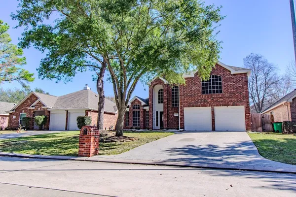 $355,999 | 20922 Clovermeadow, Spring, TX 77379