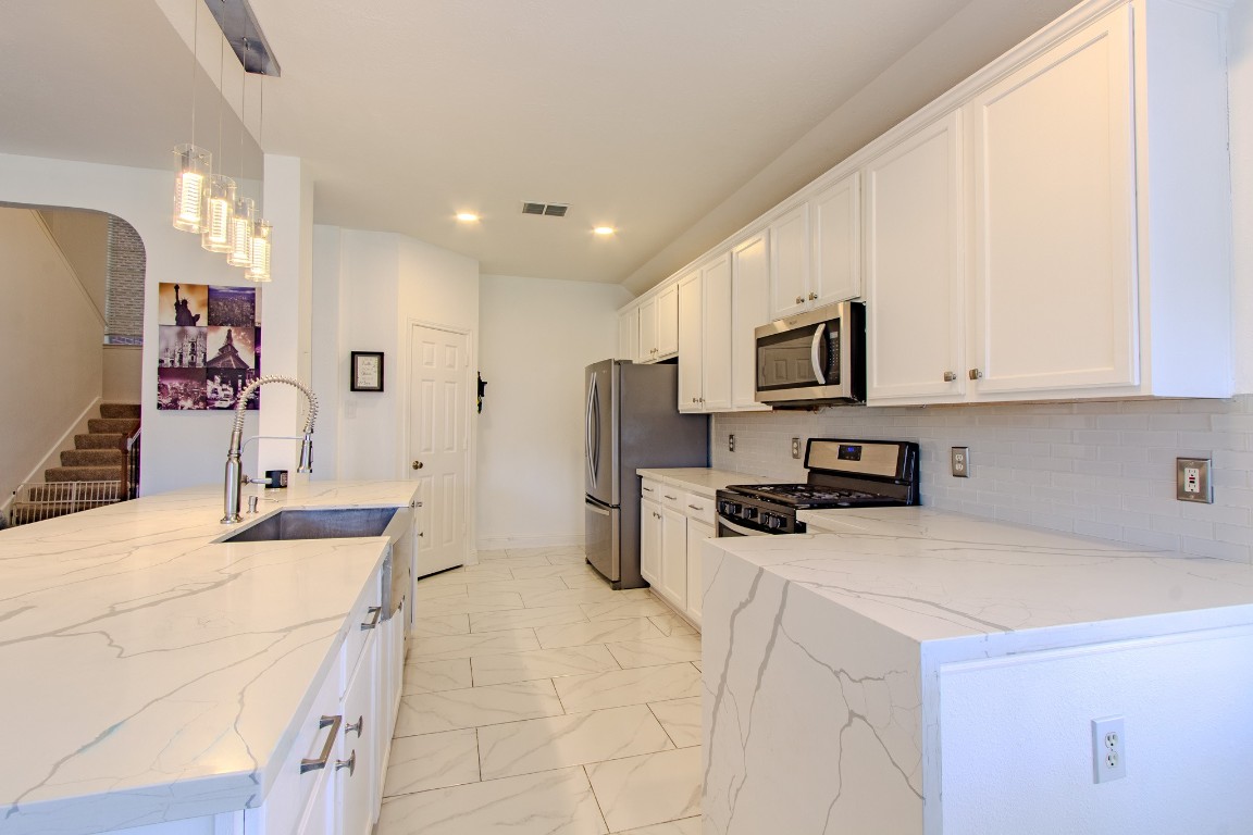 20922 Clovermeadow Spring, TX 77379 - Photo 13 of 32