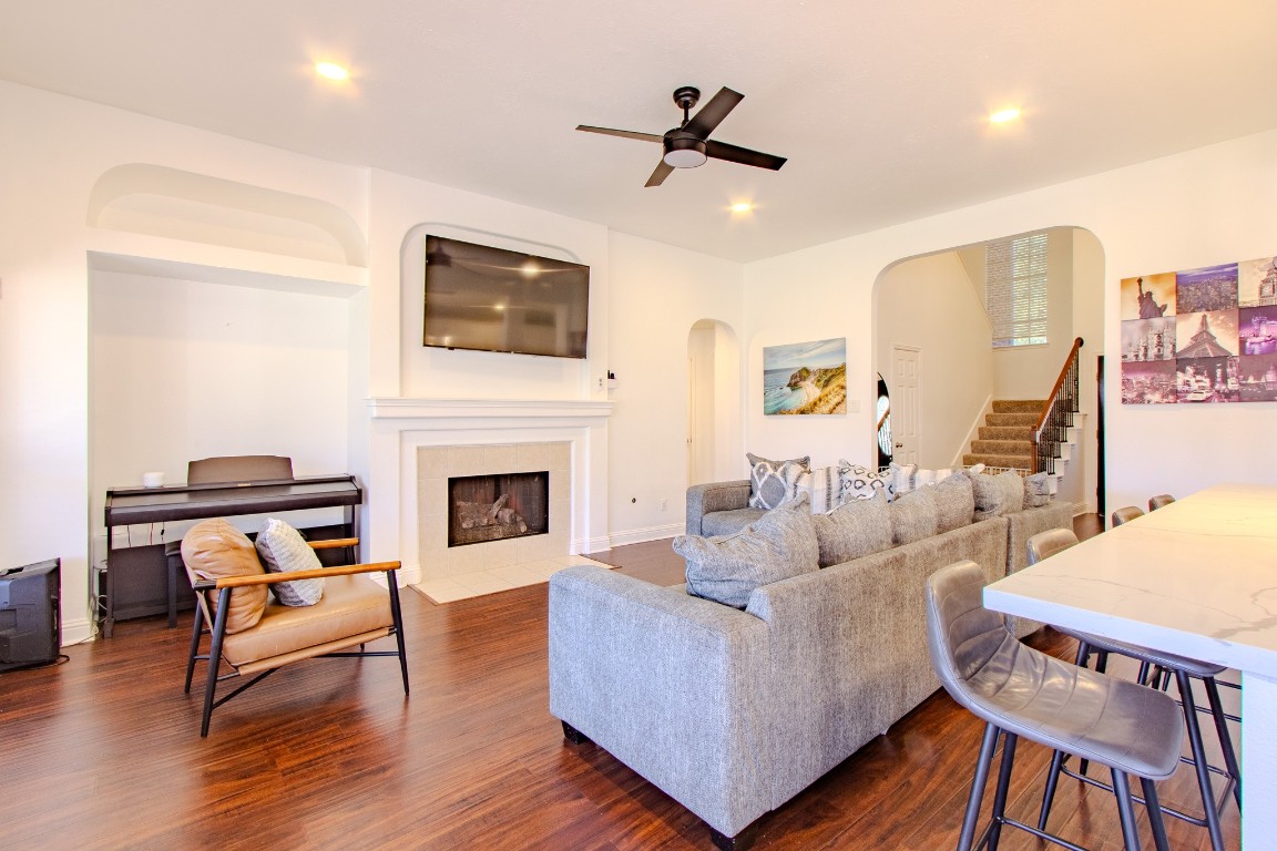 20922 Clovermeadow Spring, TX 77379 - Photo 9 of 32