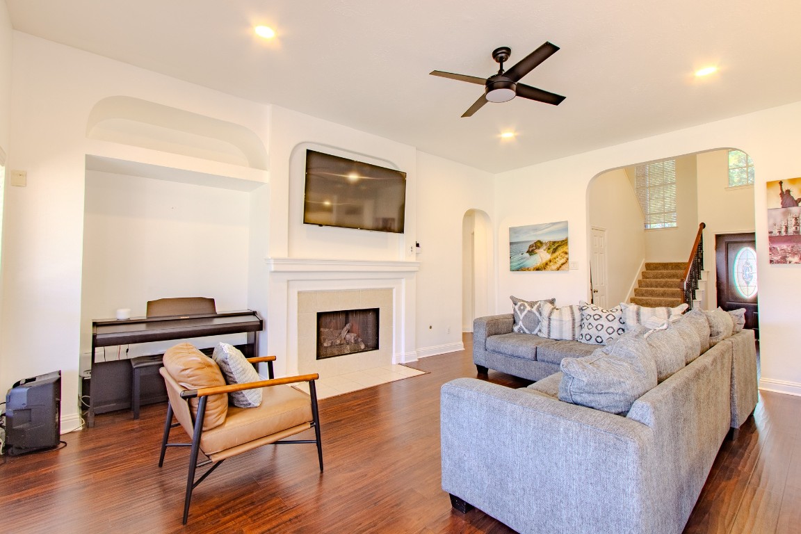 20922 Clovermeadow Spring, TX 77379 - Photo 10 of 32