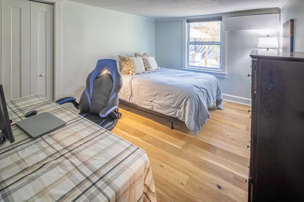 $925,000 | 17 Beaumont Drive, Dover, NH 03820