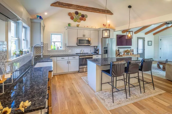 $925,000 | 17 Beaumont Drive, Dover, NH 03820