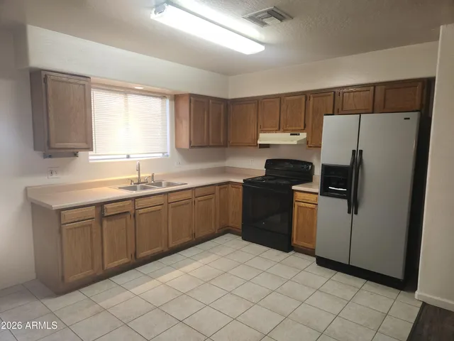 $1,450 | 2531 West Morten Avenue, Unit 1, Phoenix, AZ 85051
