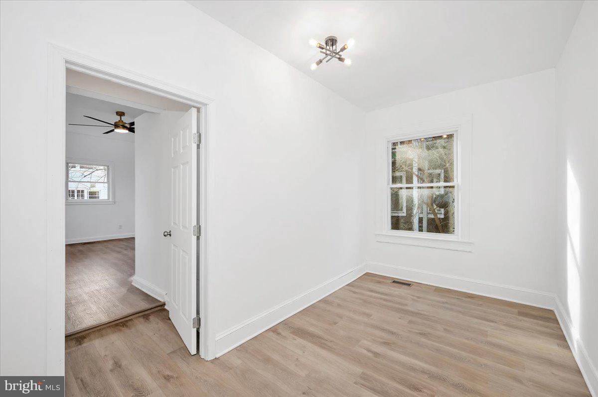 3503 Garrison Boulevard Baltimore, MD 21215 - Photo 21 of 68