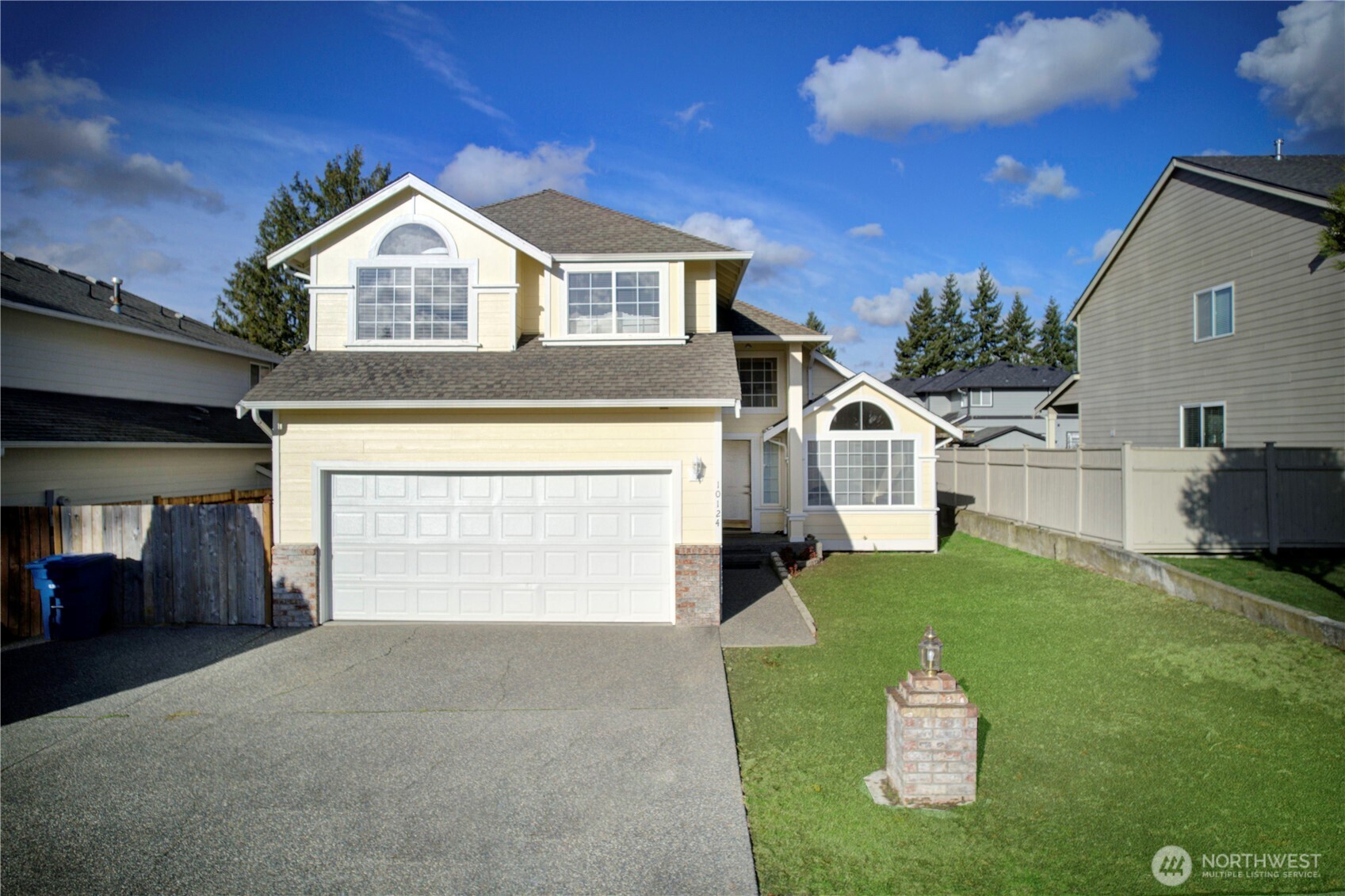 10124 Southeast 243rd Street Kent, WA 98030 - Photo 2 of 35