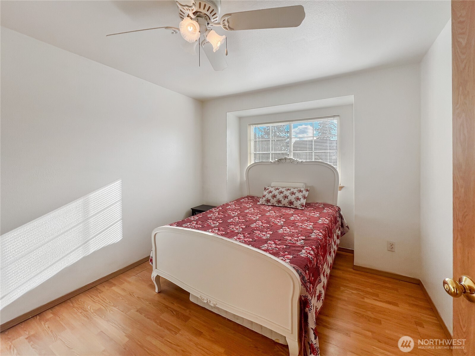 10124 Southeast 243rd Street Kent, WA 98030 - Photo 22 of 35