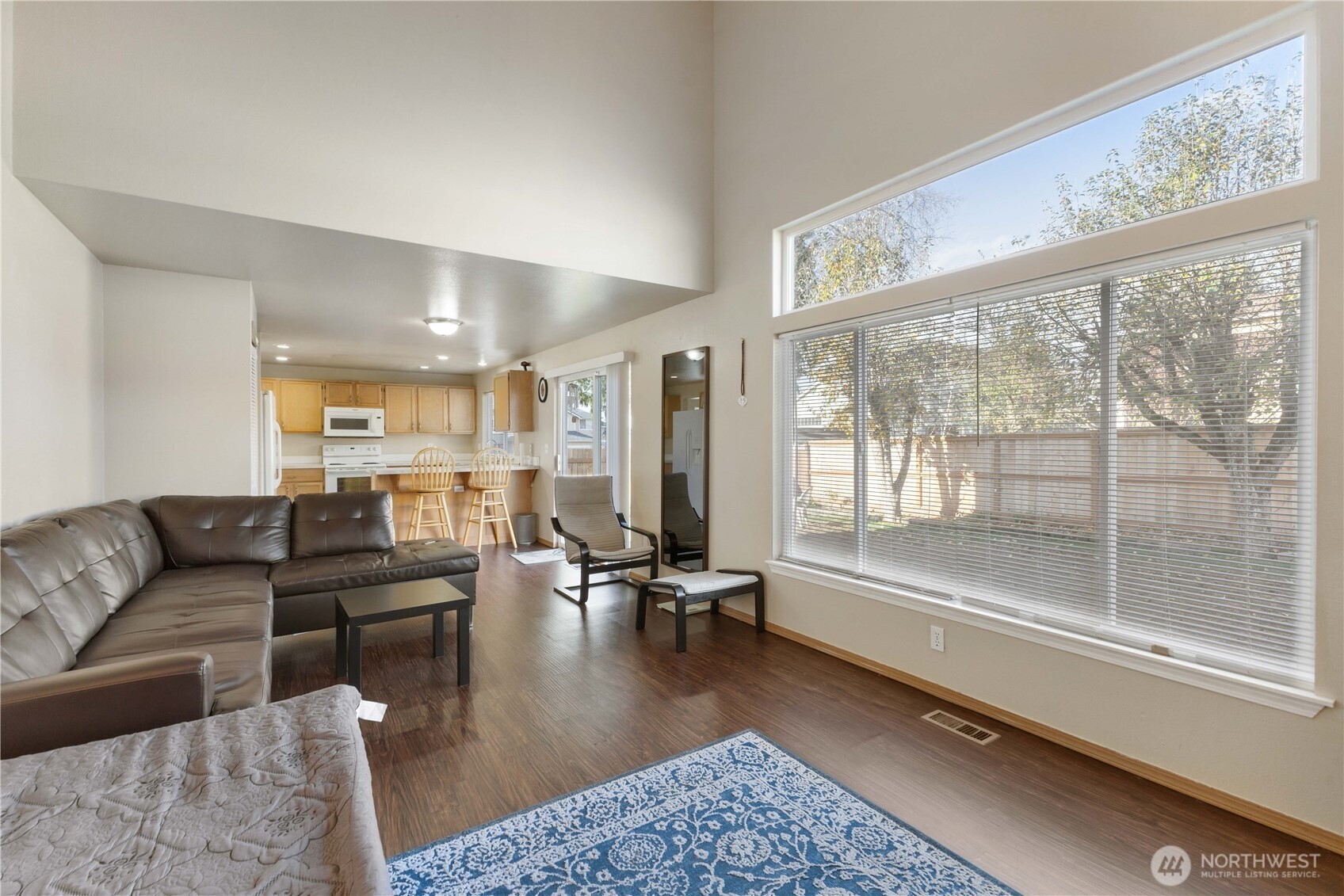 10124 Southeast 243rd Street Kent, WA 98030 - Photo 4 of 35