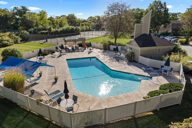 $574,900 | 254 Hidden Cove Road, Unit 254, Old Saybrook, CT 06475