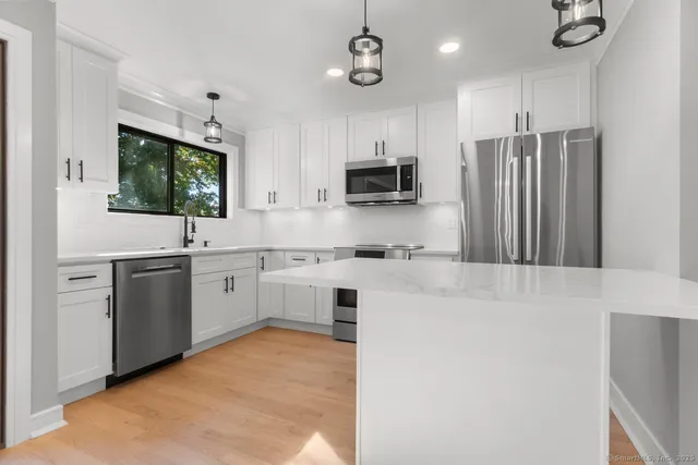 $574,900 | 254 Hidden Cove Road, Unit 254, Old Saybrook, CT 06475