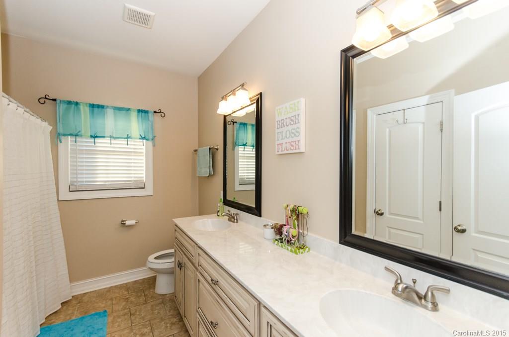 1618 Ivey Church Road Maiden, NC 28650 - Photo 11 of 24 Gallery Image 11