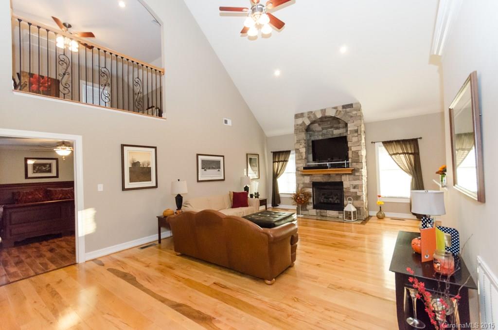 1618 Ivey Church Road Maiden, NC 28650 - Photo 3 of 24 Gallery Image 3