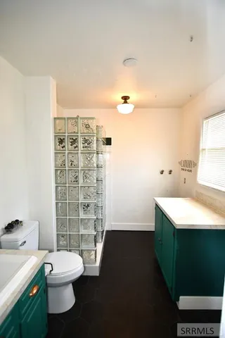 $599,900 | 2950 North Ammon Road, Idaho Falls, ID 83401