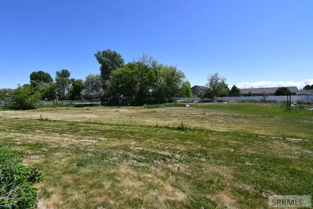 $599,900 | 2950 North Ammon Road, Idaho Falls, ID 83401