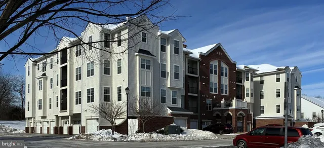 $500,000 | 8511 Coltrane Court, Unit 402, Ellicott City, MD 21043