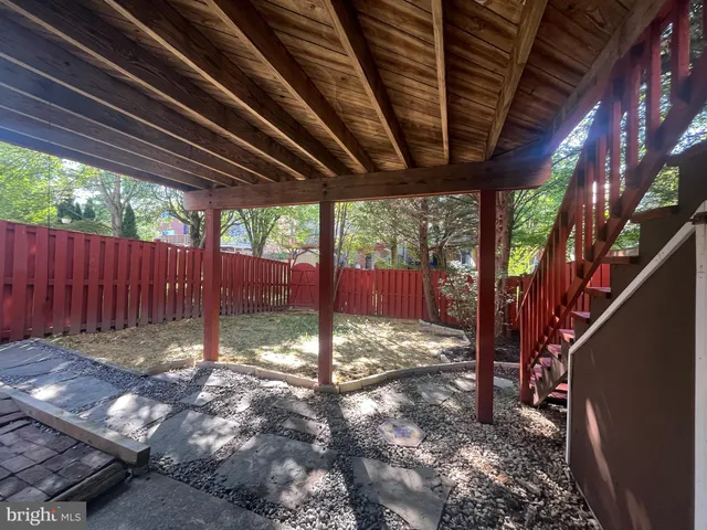 $2,850 | 8523 Pine Run Court, Ellicott City, MD 21043