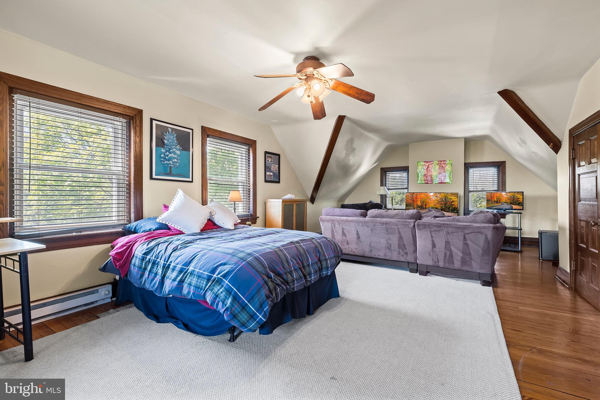 217 Highland Avenue Devon, PA 19333 - Photo 35 of 53 3rd bedroom suite
