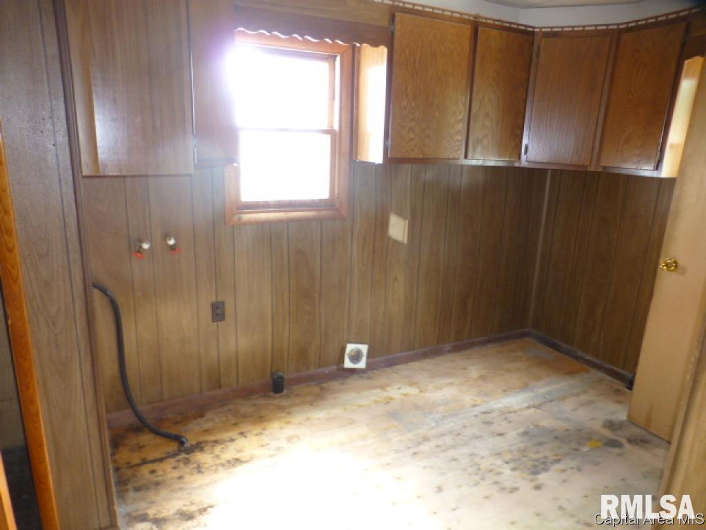 1033 North Ohio Street Springfield, IL 62702 - Photo 10 of 13