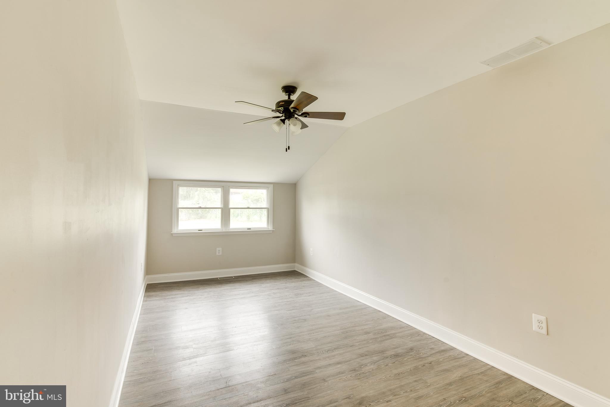 372 Madison Road Mantua, NJ 08051 - Photo 12 of 31 Gallery Image 12