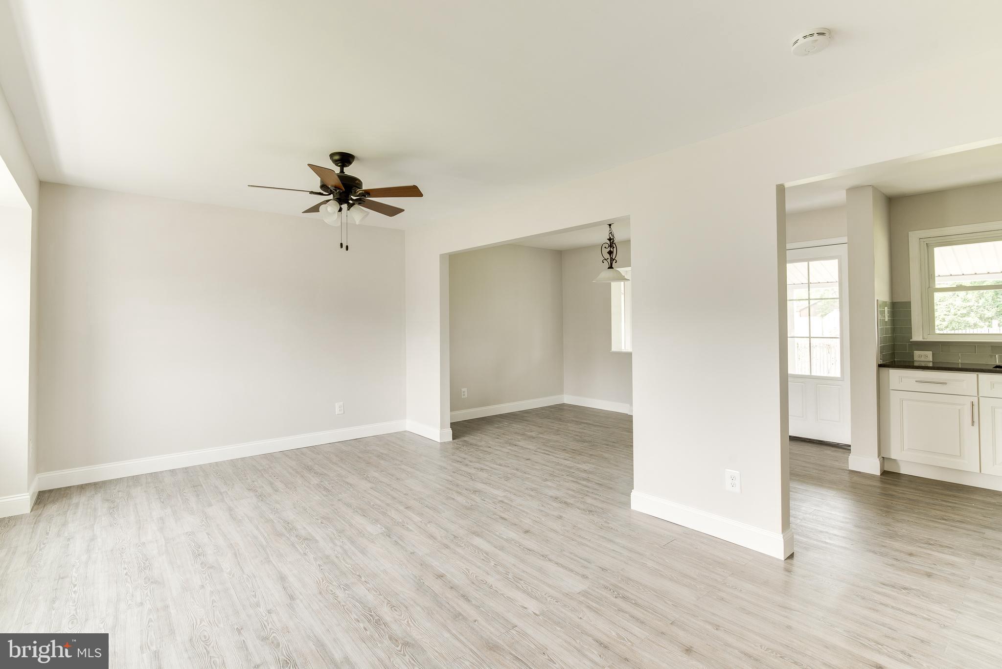 372 Madison Road Mantua, NJ 08051 - Photo 5 of 31 Gallery Image 5