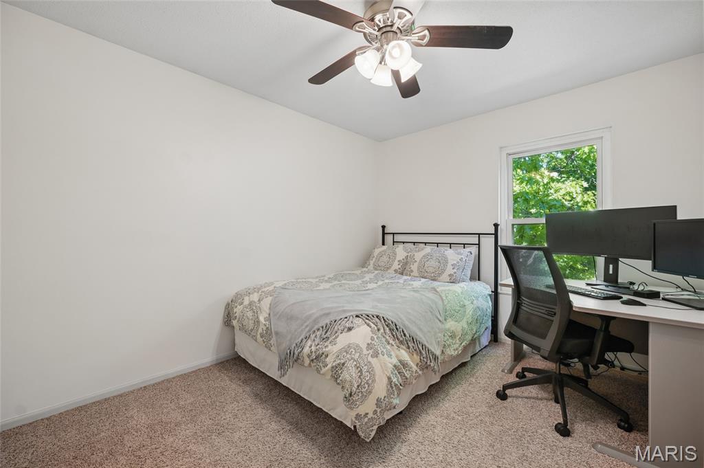 825 Ginger Wood Court Ballwin, MO 63021 - Photo 13 of 24