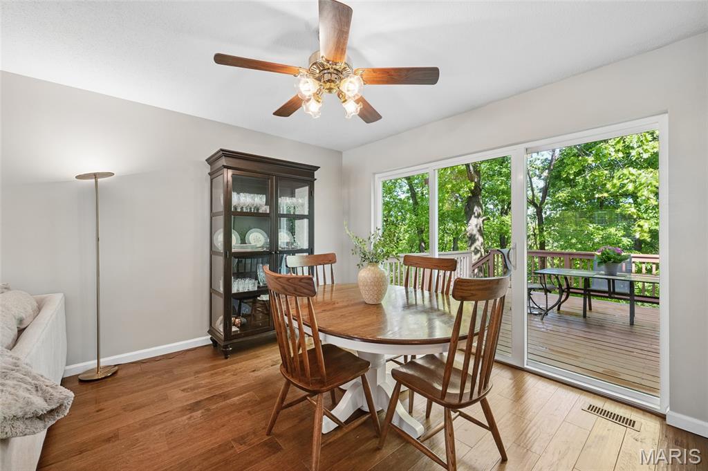 825 Ginger Wood Court Ballwin, MO 63021 - Photo 4 of 24