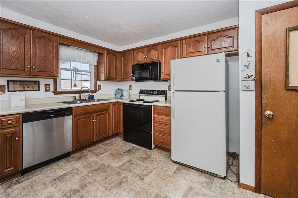 24 Easy Street Indiana, PA 15701 - Photo 11 of 41 Gallery Image 11