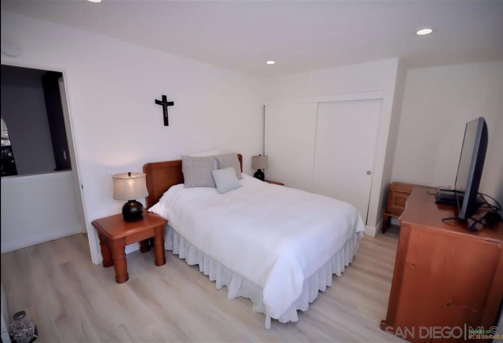 33 Port Royale Road Coronado, CA 92118 - Photo 10 of 20 Gallery Image 10