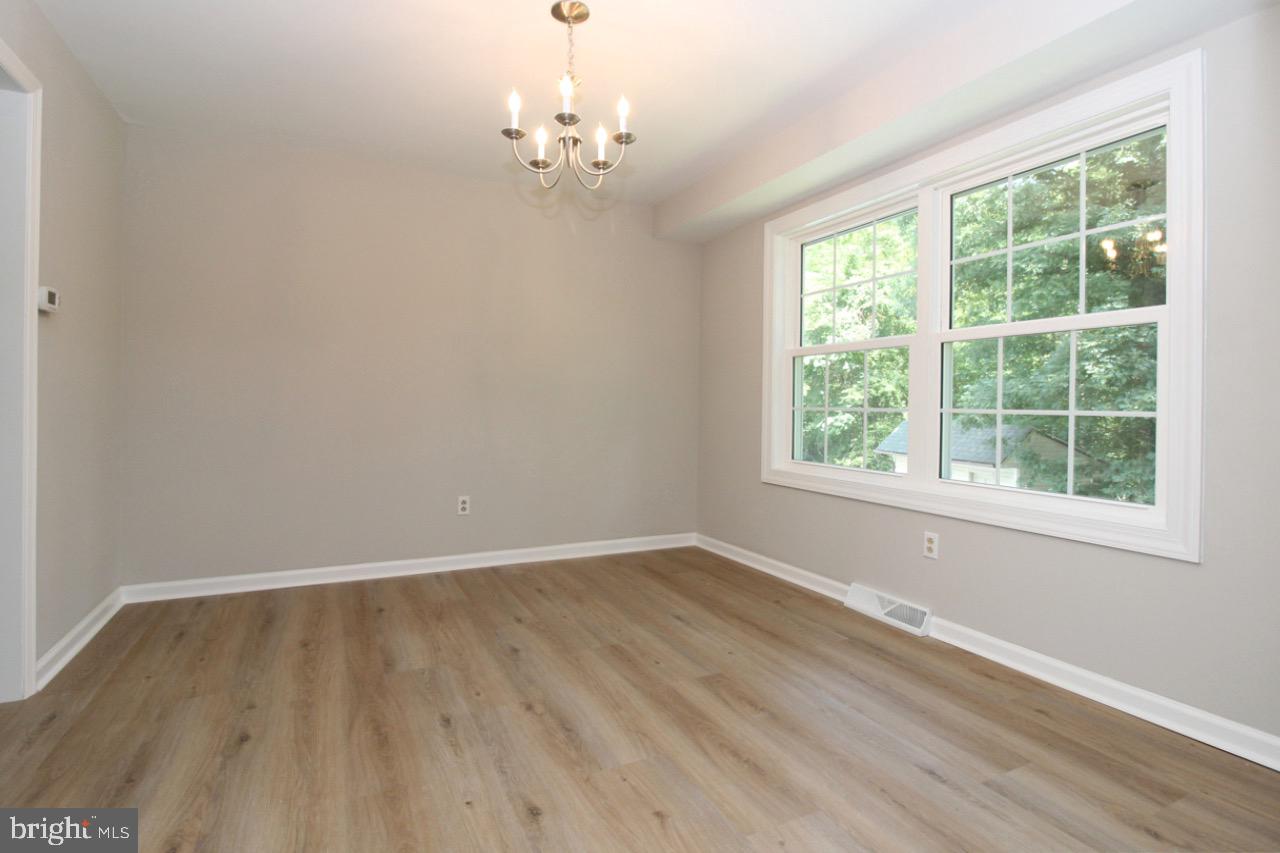 Dining Rm