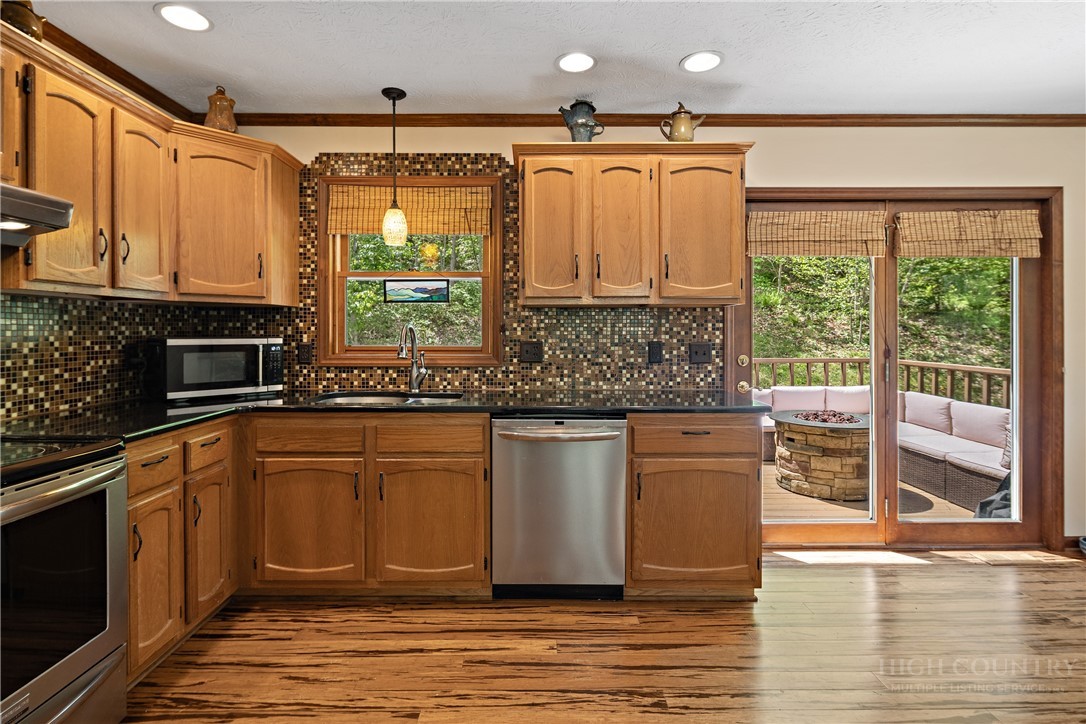 280 Moss Hill Road Boone, NC 28607 - Photo 17 of 44