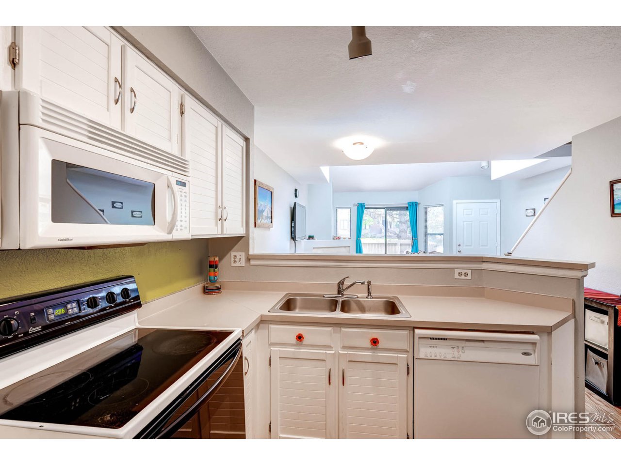 5044 Buckingham Road, Unit C Boulder, CO 80301 - Photo 7 of 25 Gallery Image 7