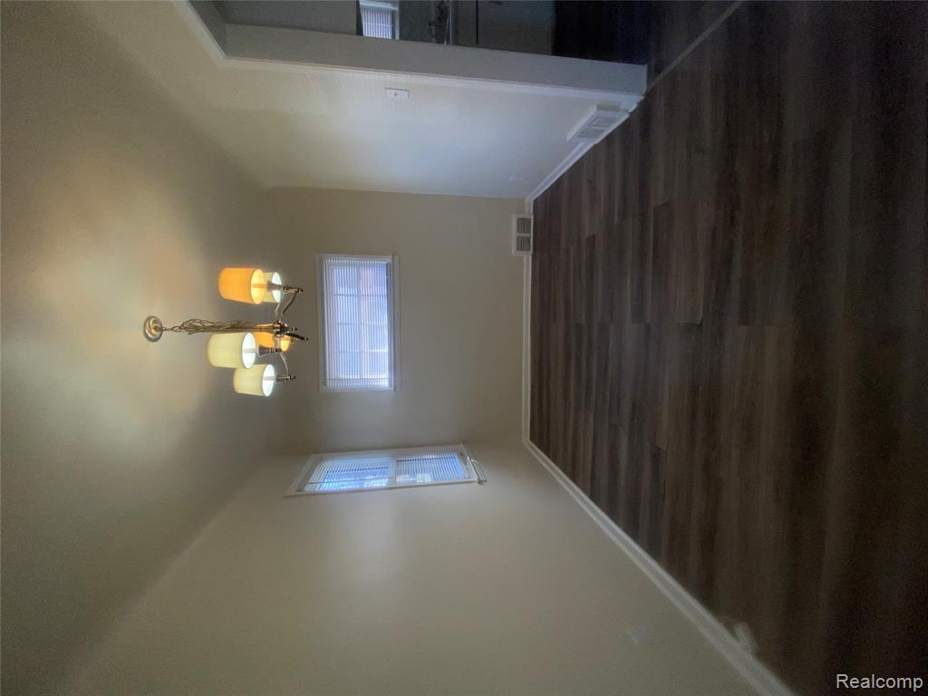 16207 Biltmore Street Detroit, MI 48235 - Photo 4 of 13