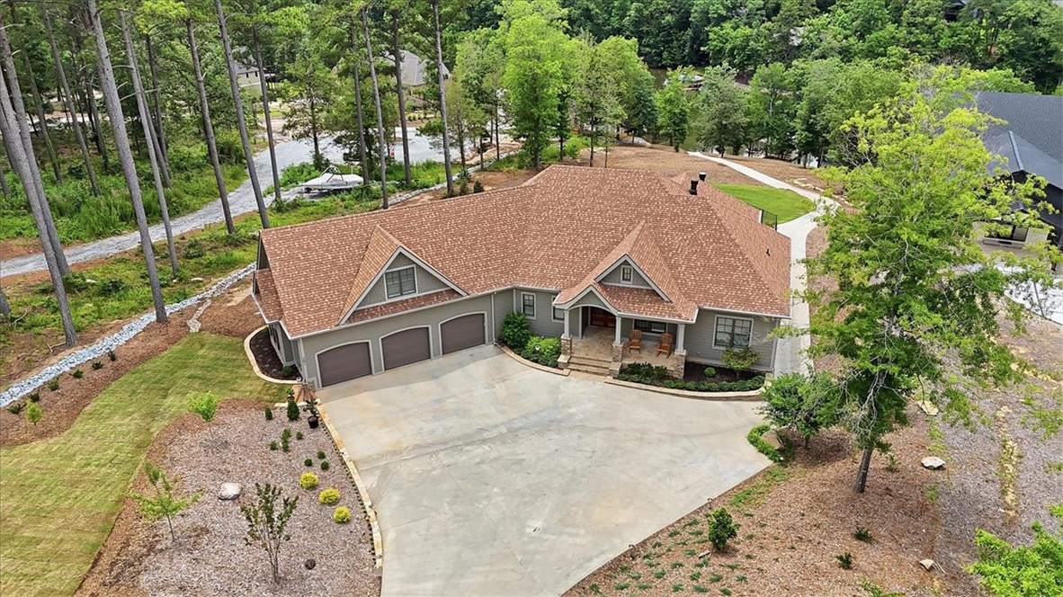 201 Harbor Drive Seneca, SC 29672 - Photo 3 of 50