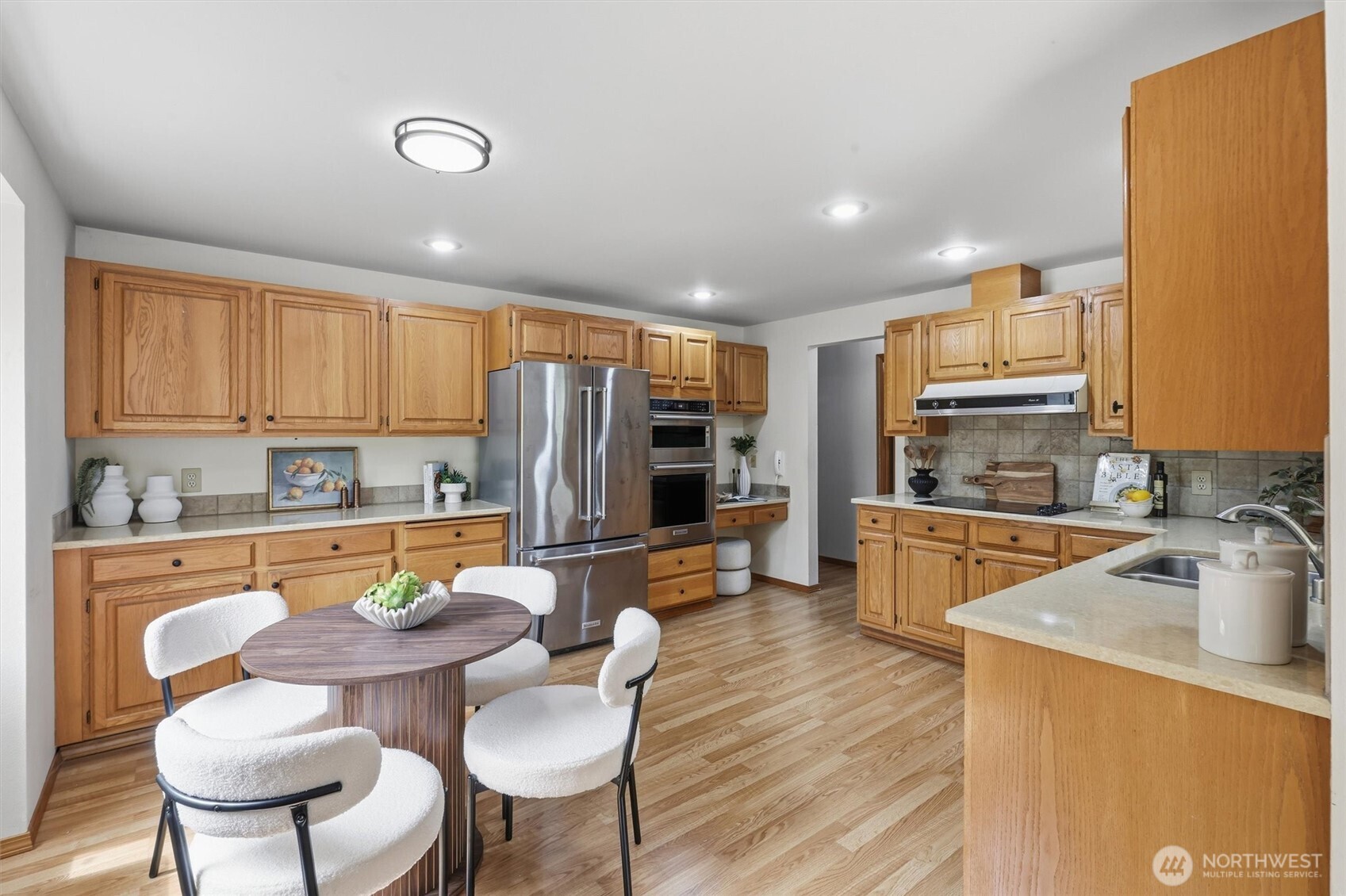 201 3rd Avenue North, Unit 317 Edmonds, WA 98020 - Photo 11 of 39