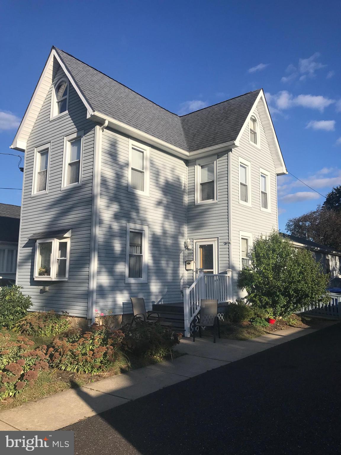 717 Laurel Street Delanco, NJ 08075 - Photo 1 of 15 Gallery Image 1