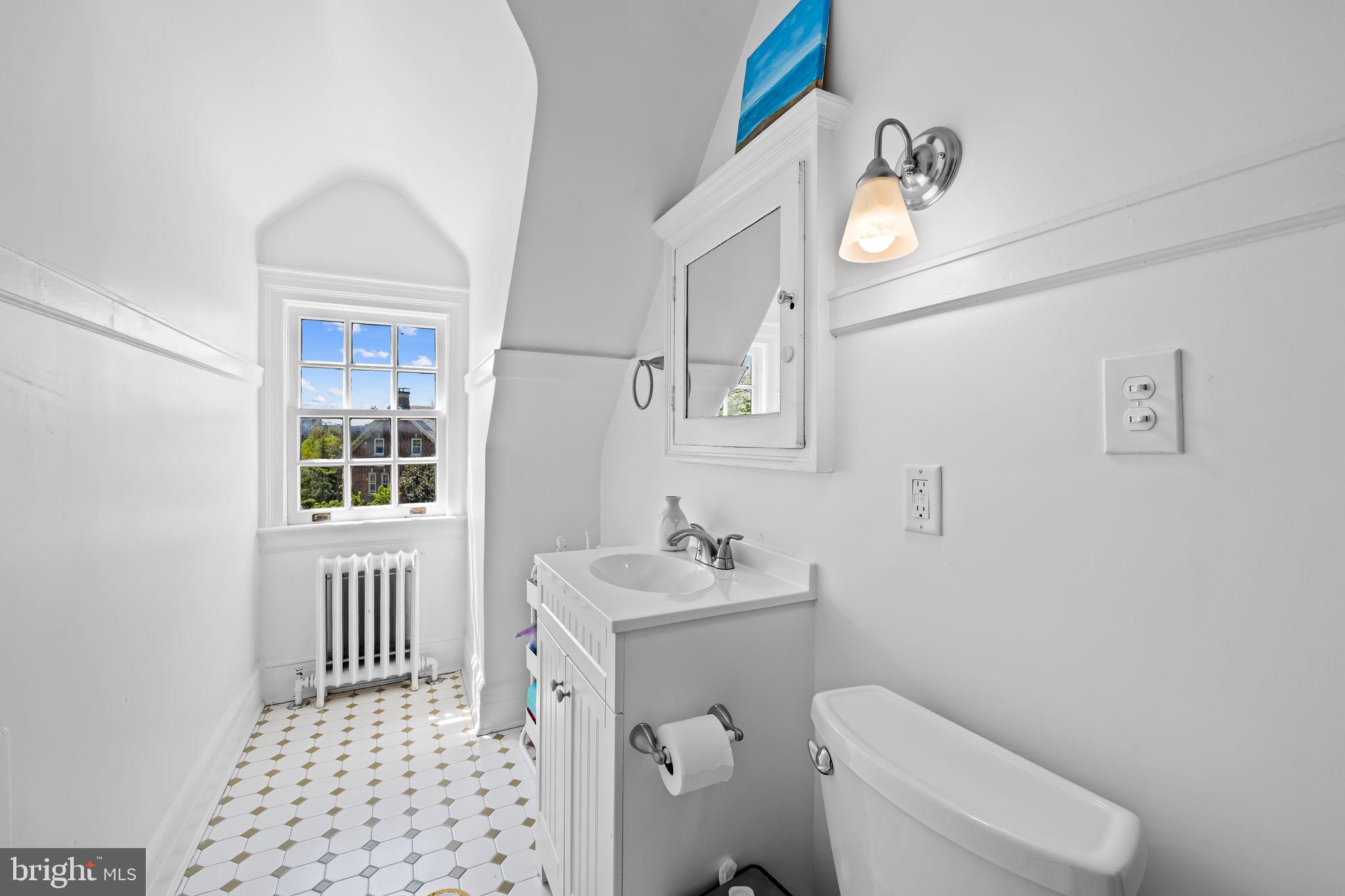 502 Somerset Road Baltimore, MD 21210 - Photo 60 of 95 Beautiful Bath