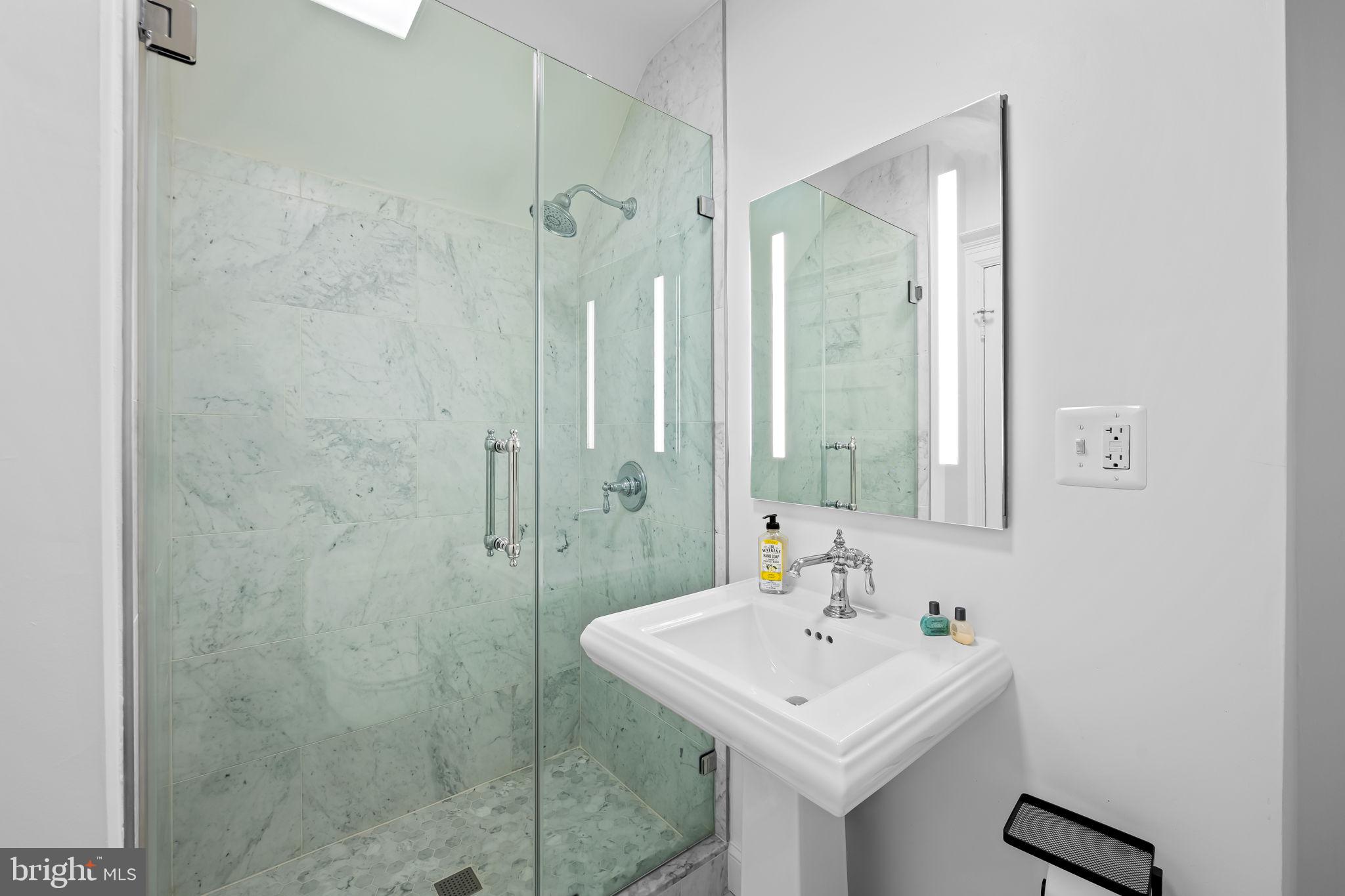 502 Somerset Road Baltimore, MD 21210 - Photo 61 of 95 Beautiful shower