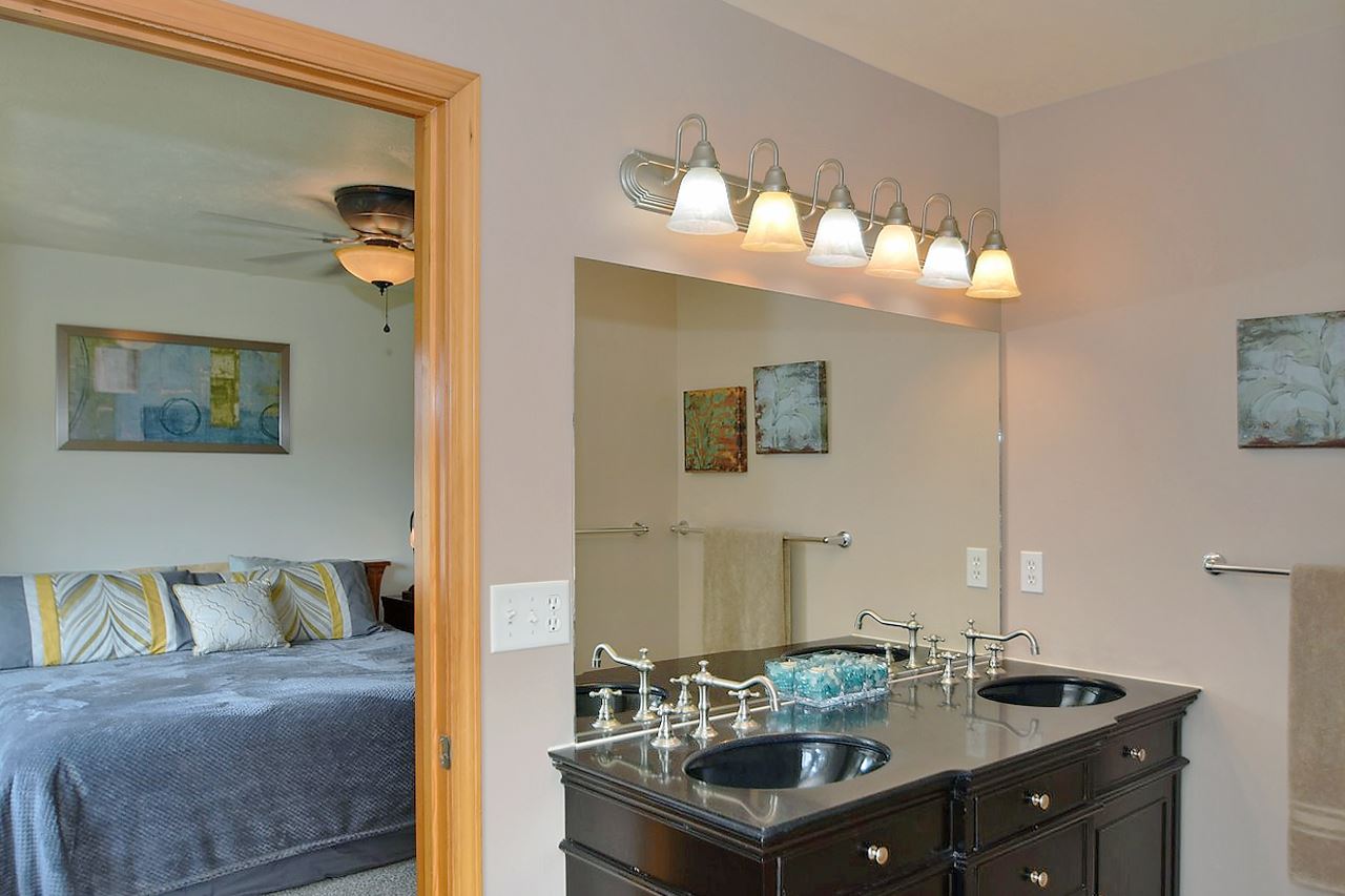 7707 West Greenwood Road Spokane, WA 99224 - Photo 9 of 20 Gallery Image 9