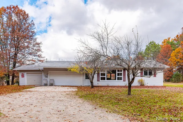 $359,900 | 11026 West Sidney Road, Gowen, MI 49326