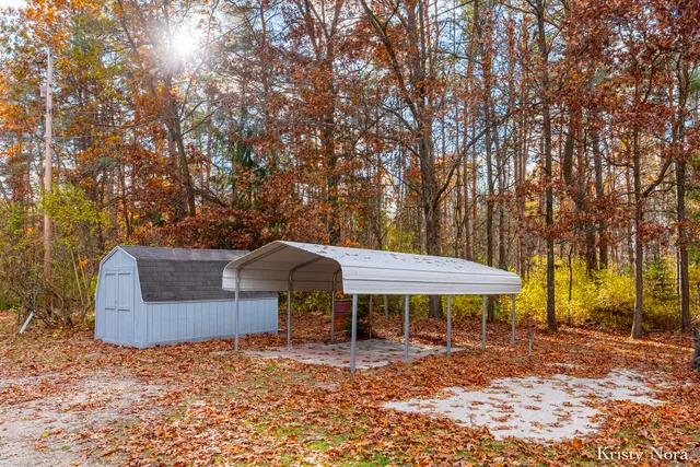 $359,900 | 11026 West Sidney Road, Gowen, MI 49326