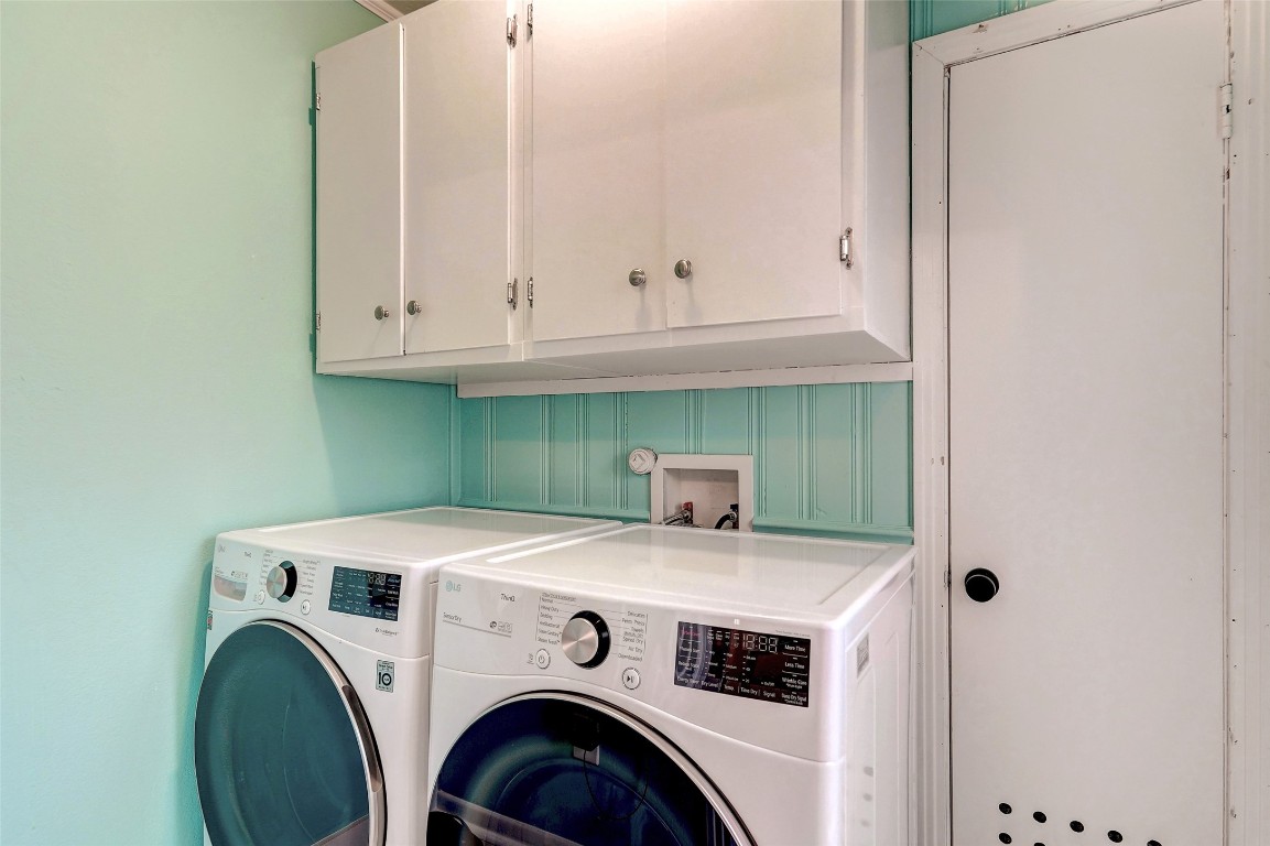 5204 Huisache Street, Unit 1 Austin, TX 78751 - Photo 12 of 23 a utility room with dryer and washer