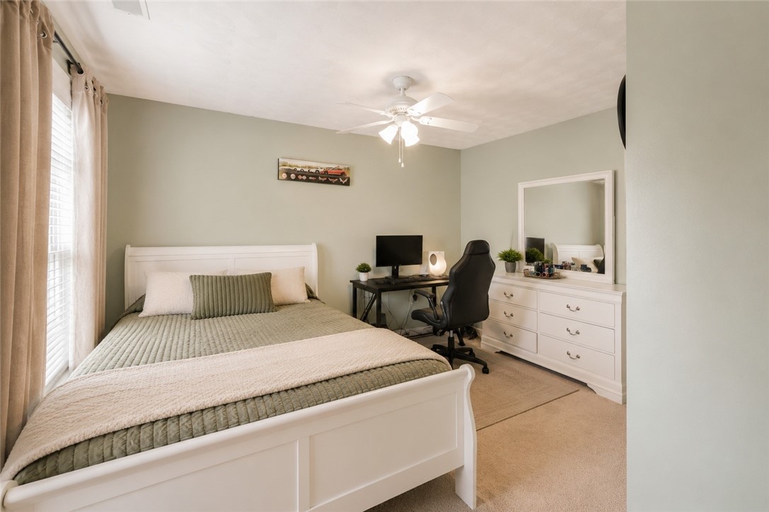 115 Castle Rocks Road Warwick, RI 02886 - Photo 22 of 40